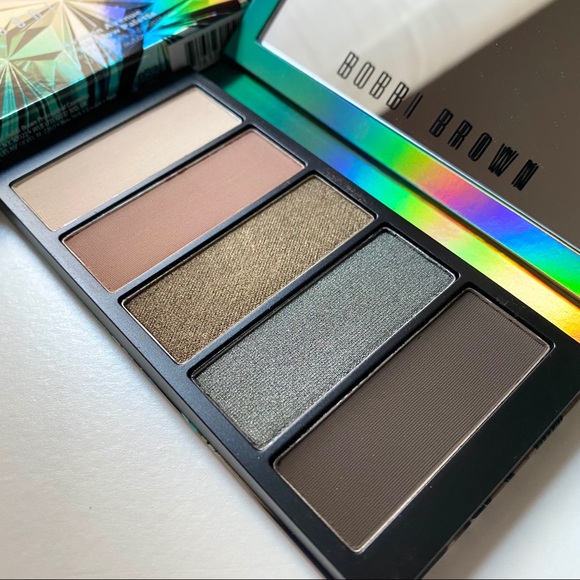 SOLDπ *Brand New* Bobbi Brown Eye Shadow Palette - Picture 2 of 6